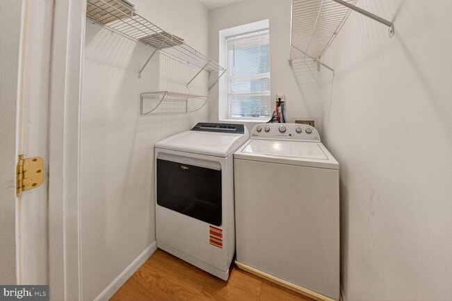 Building Photo - 424 Q St NW