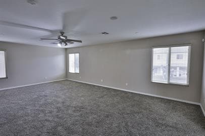 Building Photo - SUPER LARGE HOME!!