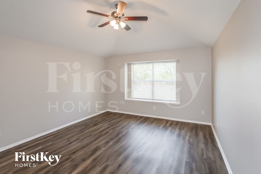 Building Photo - 6908 Edgefield Dr