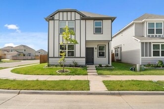 Building Photo - 5672 Shore Point Trl