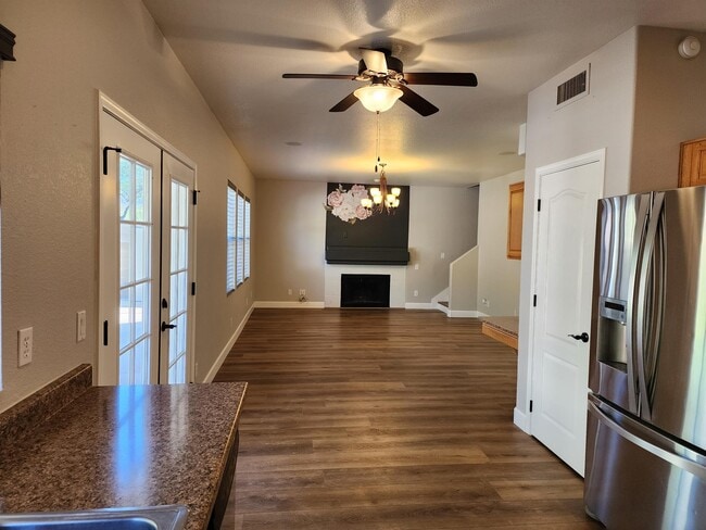 Building Photo - 7775 E Castle Valley Way