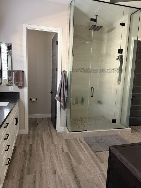 Building Photo - 4191 S Emerald Dr