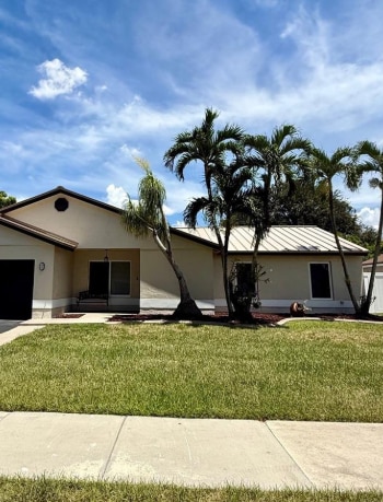 Primary Photo - 11561 SW 51st Ct