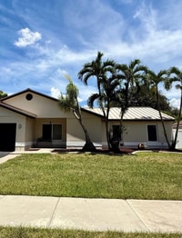 Building Photo - 11561 SW 51st Ct