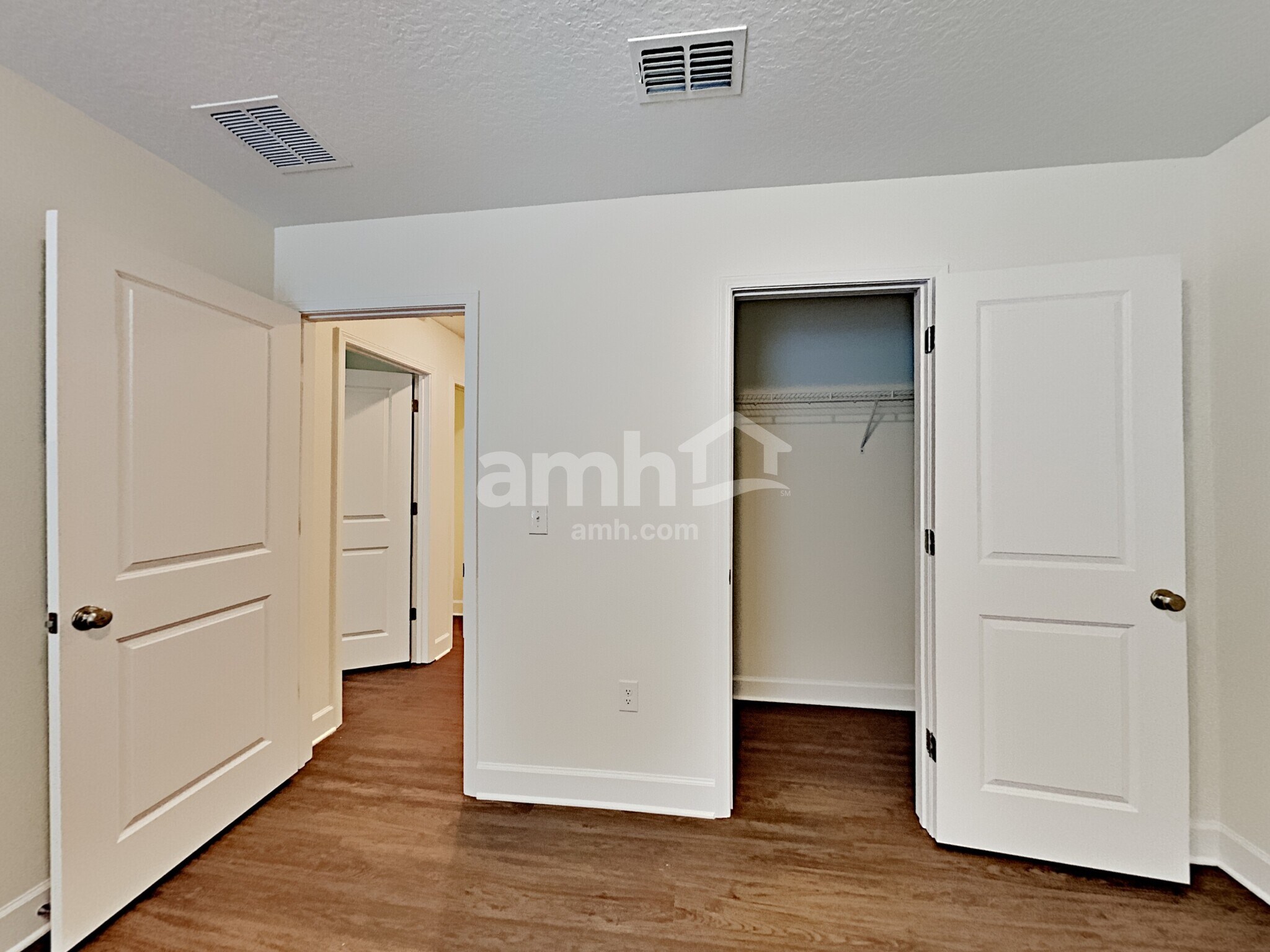 Building Photo - 4510 Birdsong Dr