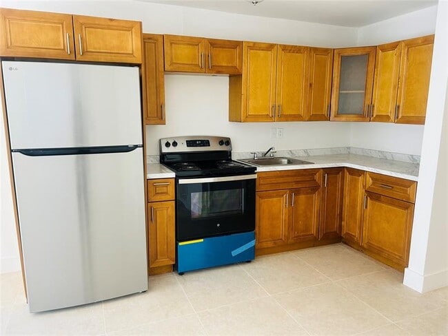 Building Photo - 1775 NW 55th Ave