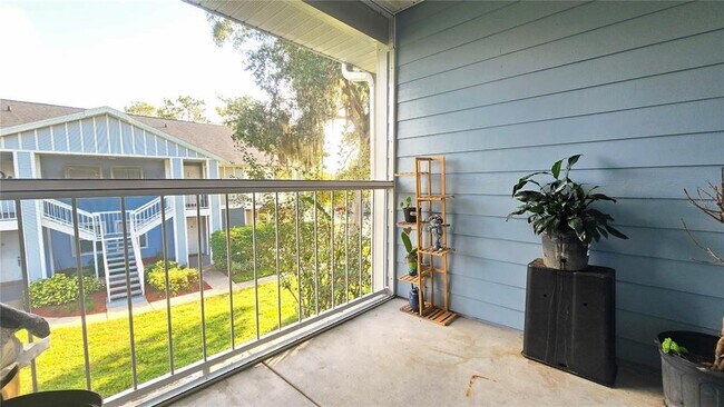 Building Photo - 2604 Grassy Point Dr