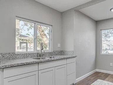 Building Photo - 421 Eye St