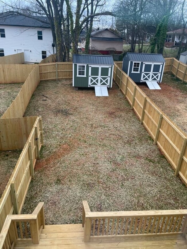 Building Photo - Newly Built 3 bed/ 2.5 Bath Duplex Minutes from the Heart of Downtown Greenville!