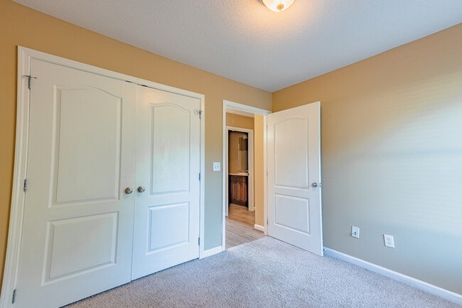 Building Photo - 12591 Drift Bay Cove