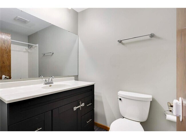 Building Photo - 8666 Windward Cir