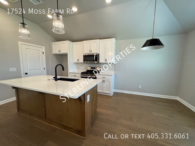 Building Photo - 17524 Moss Farm Rd