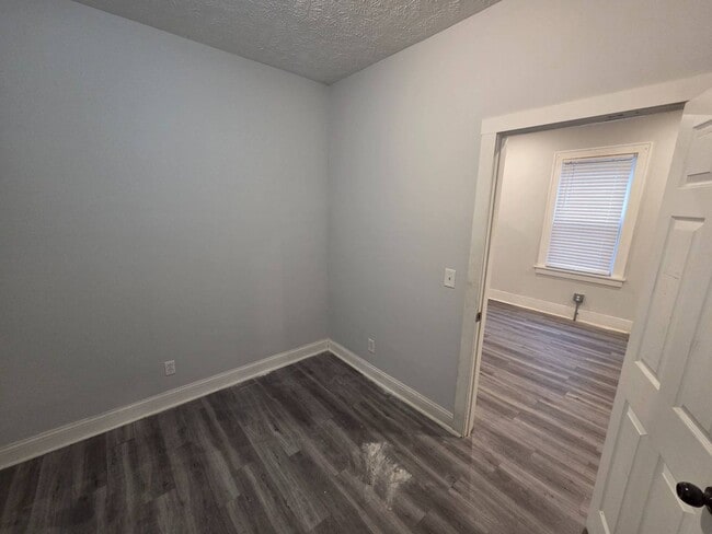 Building Photo - 3715 W 39th St