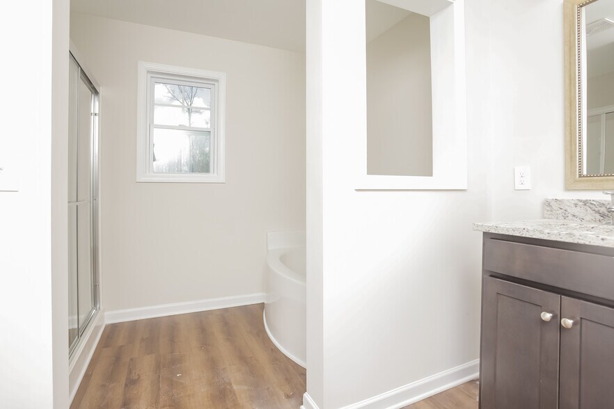 Building Photo - 30 Arizona Ct