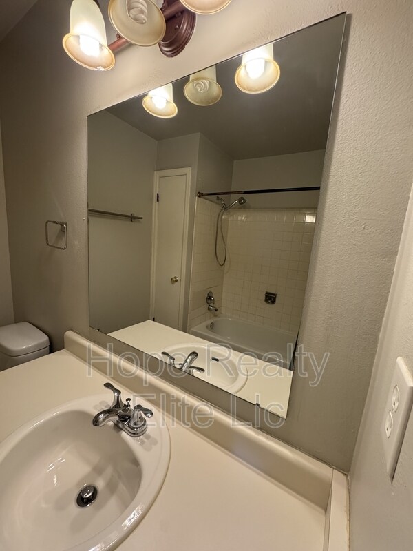 Building Photo - 3762 Oro Blanco Dr