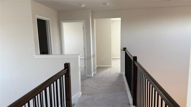 Building Photo - 4620 Modena Bay Bend