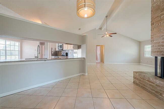 Building Photo - 19510 Westhaven Dr