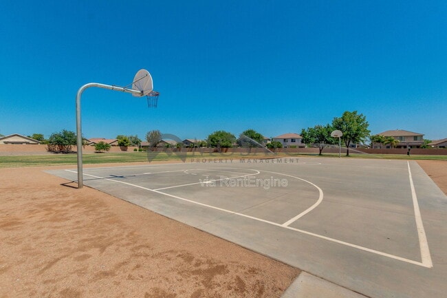 Building Photo - 2035 W Gold Dust Ave