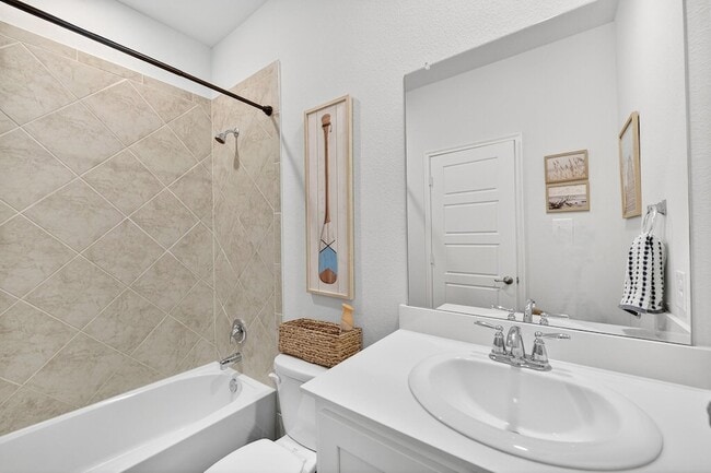 Building Photo - 2209 Barx Dr