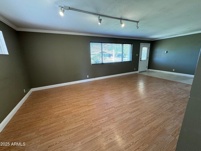 Building Photo - 2309 N 81st Way