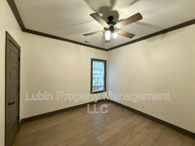 Building Photo - 4948 Wilburn Ave