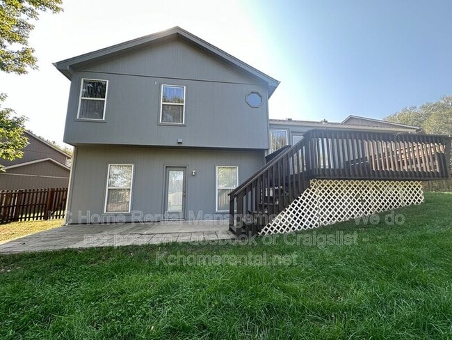 Building Photo - 3304 NW 84th Terrace