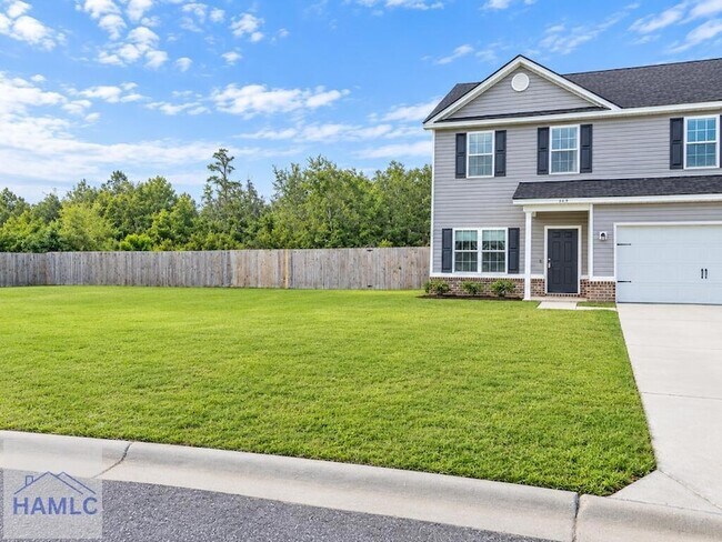 Building Photo - 465 Huntington Dr