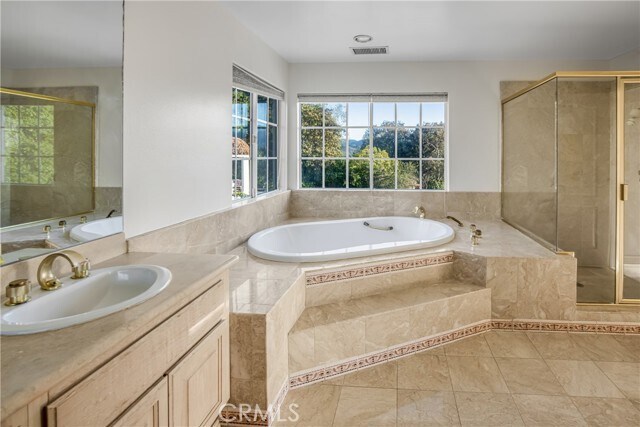 Building Photo - 1030 Calle Rey