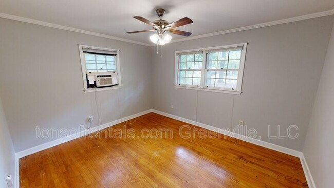 Building Photo - 20 Blakely Ave