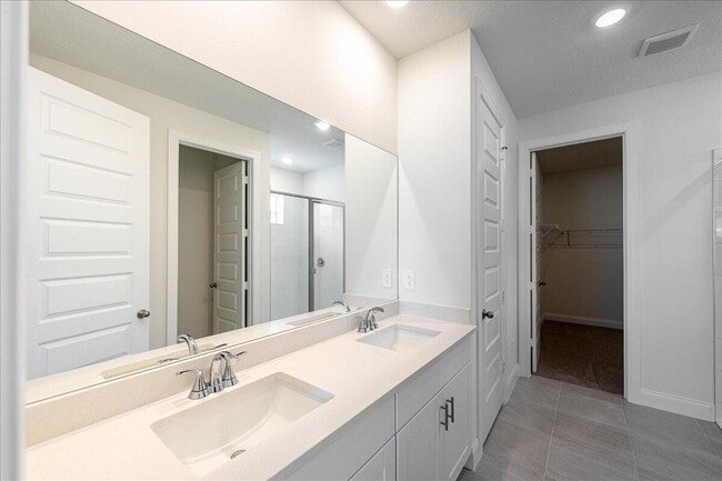 Building Photo - 11247 Barnstead Wy