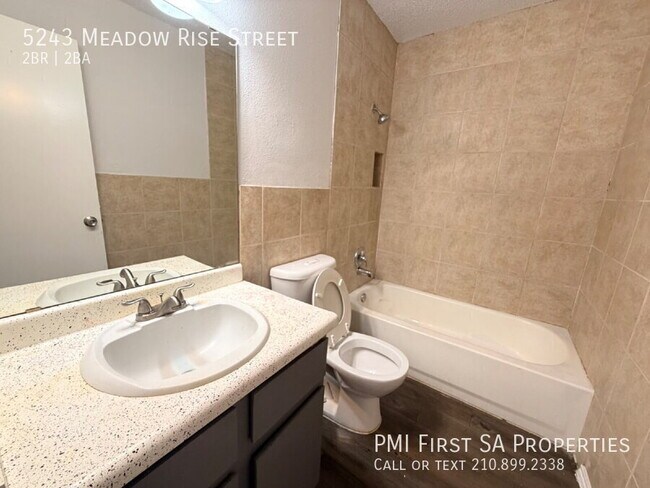 Building Photo - 5243 Meadow Rise St