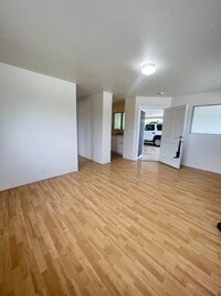 Building Photo - o7518hr