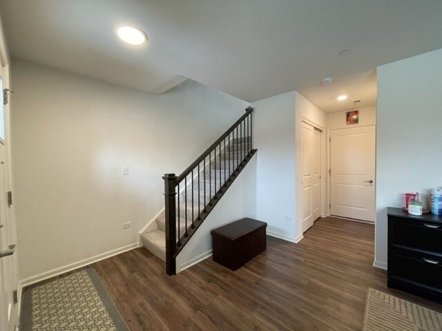 Building Photo - 2924 Reflection Dr