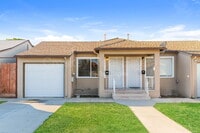 Building Photo - 365 W 12th St