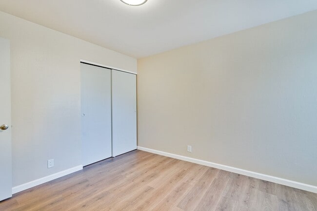 Building Photo - Spacious 1780 Sq Ft -  4b2b home in South San Jose