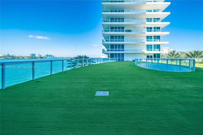 Building Photo - 540 West Ave