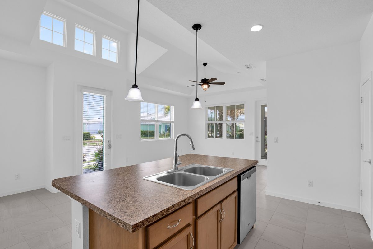 Building Photo - 512 Landshark Blvd