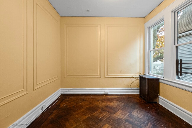 Building Photo - 187-189 Renner - 2