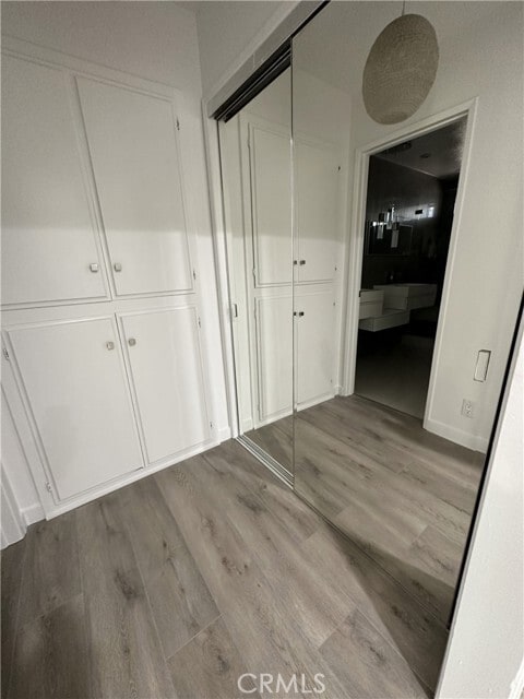 Building Photo - 11438 Moorpark St