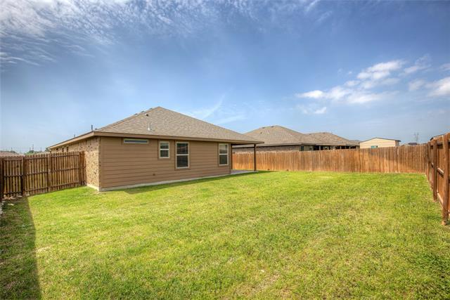 Building Photo - 9304 Fox Hill Dr