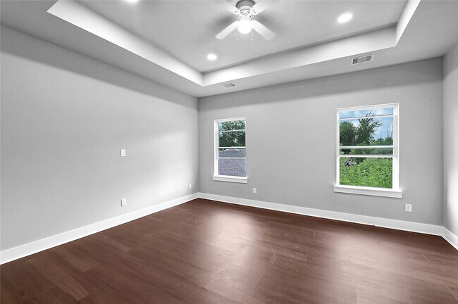 Building Photo - 7940 Angus St