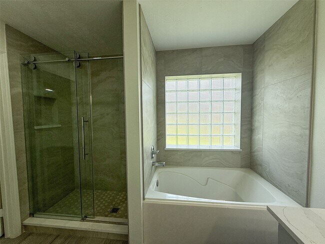 Building Photo - 18118 Mayfield Meadow Ln
