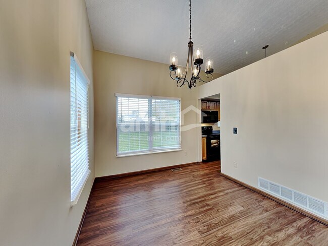 Building Photo - 2545 Willowgate Rd