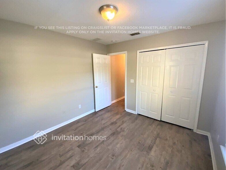 Building Photo - 7073 Vida Ln