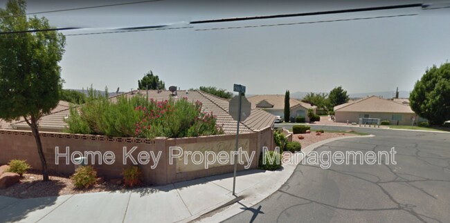 Building Photo - 2056 E Middleton Dr