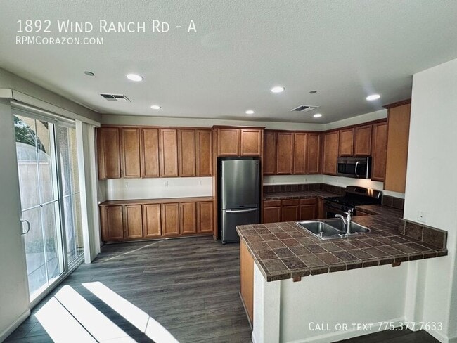 Building Photo - 1892 Wind Ranch Rd