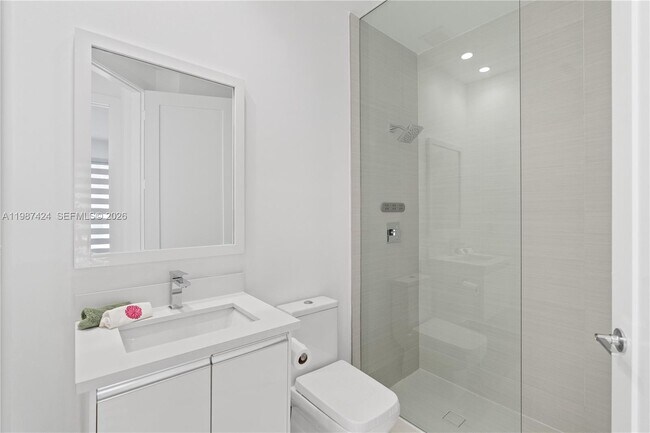 Building Photo - 6432 NW 104th Ct