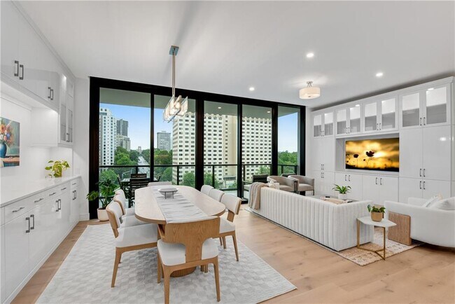 Building Photo - 2425 Peachtree Rd