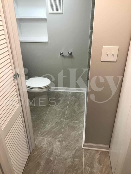 Building Photo - ON132 Cottonwood Dr