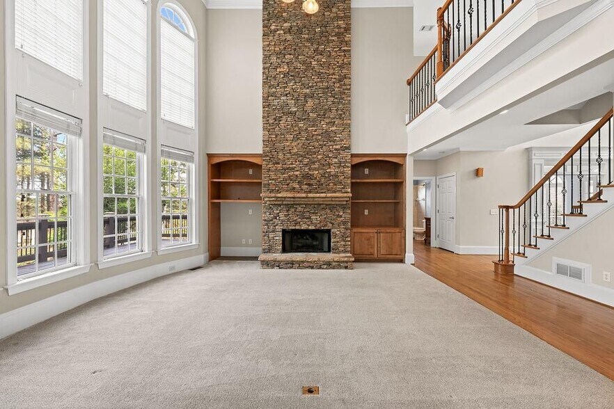 Building Photo - 1037 Windermere Crossing